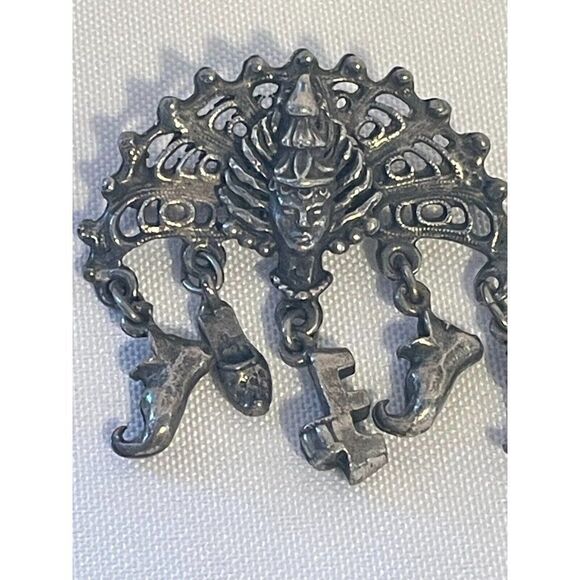 Thief of Bagdad collectable pin great Shape Korda - Picture 2 of 7